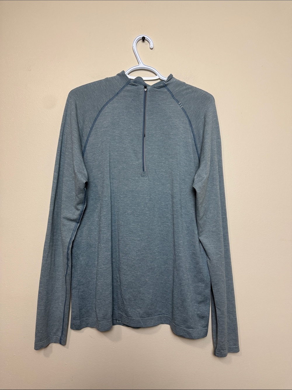 Lululemon Men's Long-Sleeve Quarter-Zip Performance Shirt - Slate Blue size L